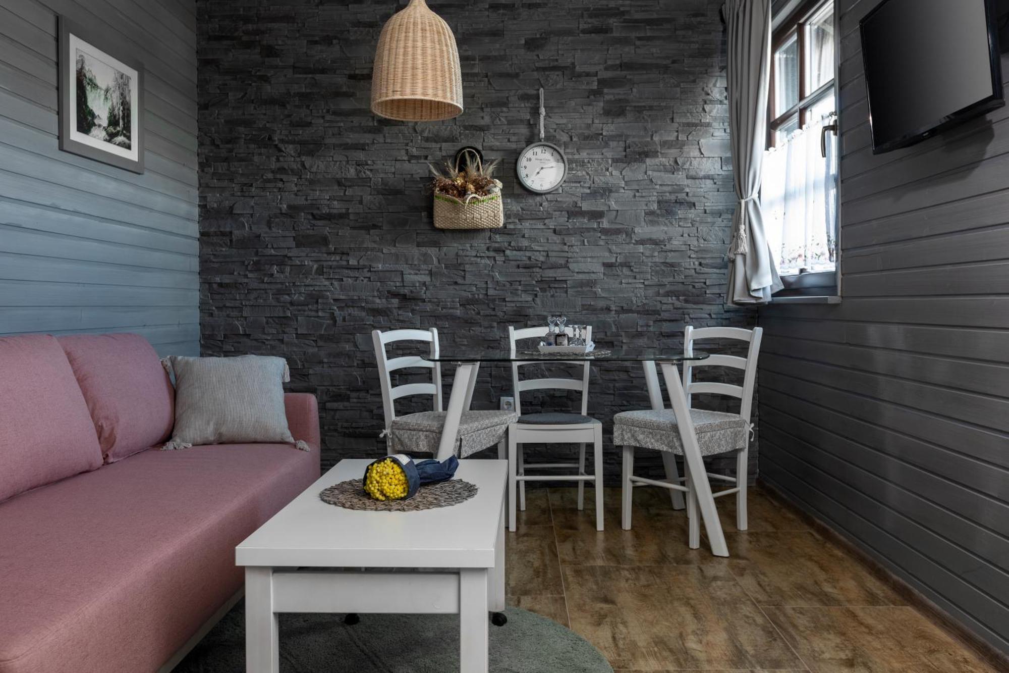 Apartmani Ivanka Rakovica Ngoại thất bức ảnh